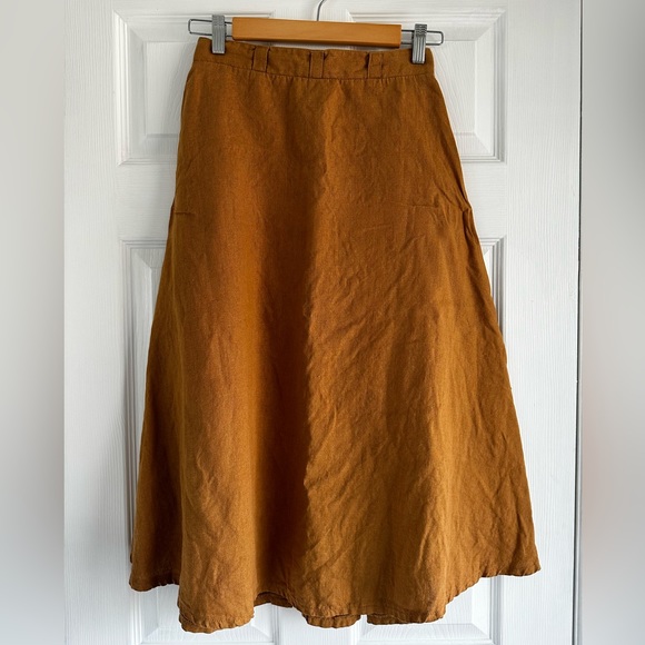 Linen Handmade Studio (Lithuania) Briny Button Front Skirt, Size 6 in Mustard - Picture 9 of 10